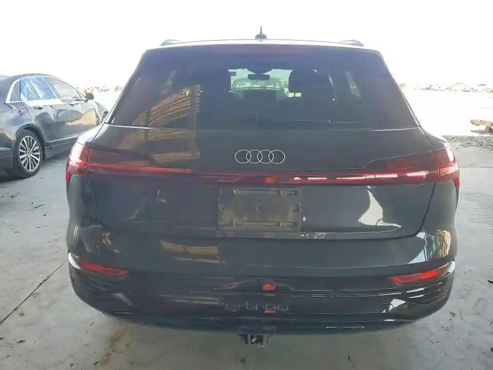 WA15AAGE1RB045535 2024 AUDI Q8 E-TRON-5