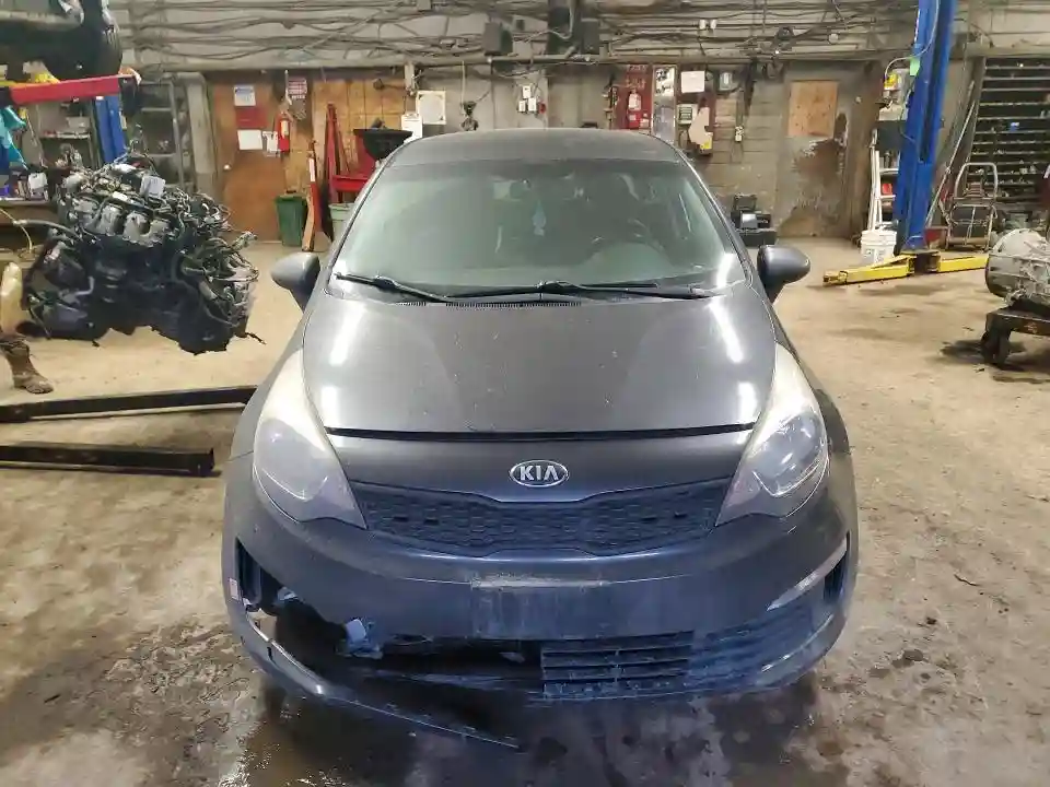KNADM4A3XG6653915 2016 KIA RIO-4