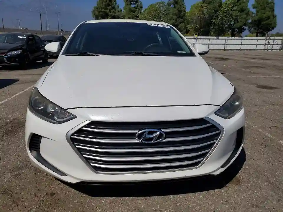 5NPD74LF4HH085069 2017 HYUNDAI ELANTRA-4