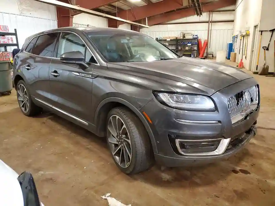 2LMPJ8L96KBL57401 2019 LINCOLN NAUTILUS-3