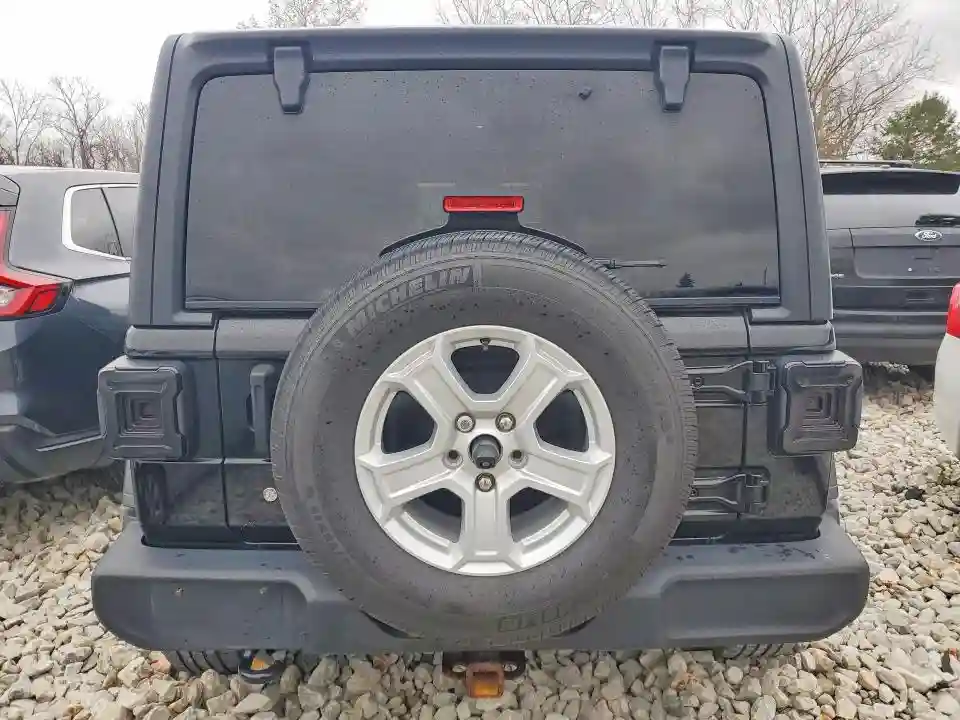 1C4HJXDG5JW233905 2018 JEEP WRANGLER-5