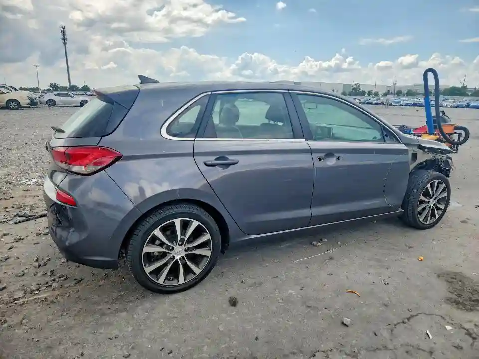 KMHH35LE8KU116648 2019 HYUNDAI ELANTRA-2