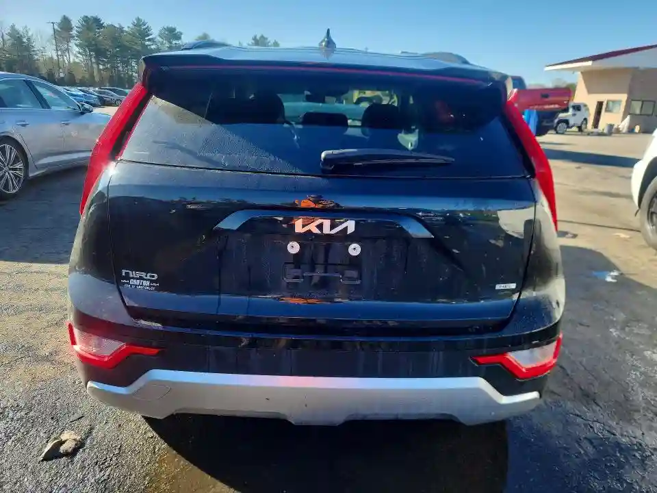 KNDCP3LE8R5147488 2024 KIA NIRO-5
