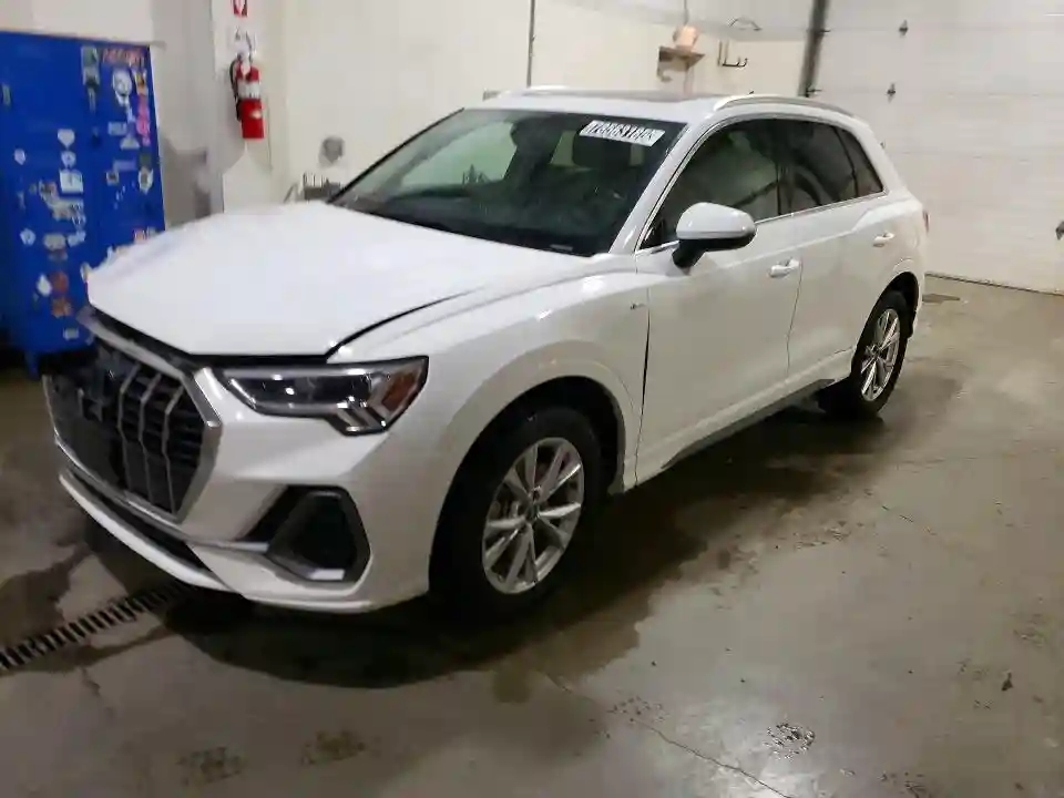WA1DECF30P1058324 2023 AUDI Q3-0