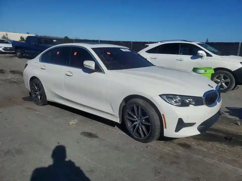 WBA5R1C50KAK12741 2019 BMW 3 SERIES-3