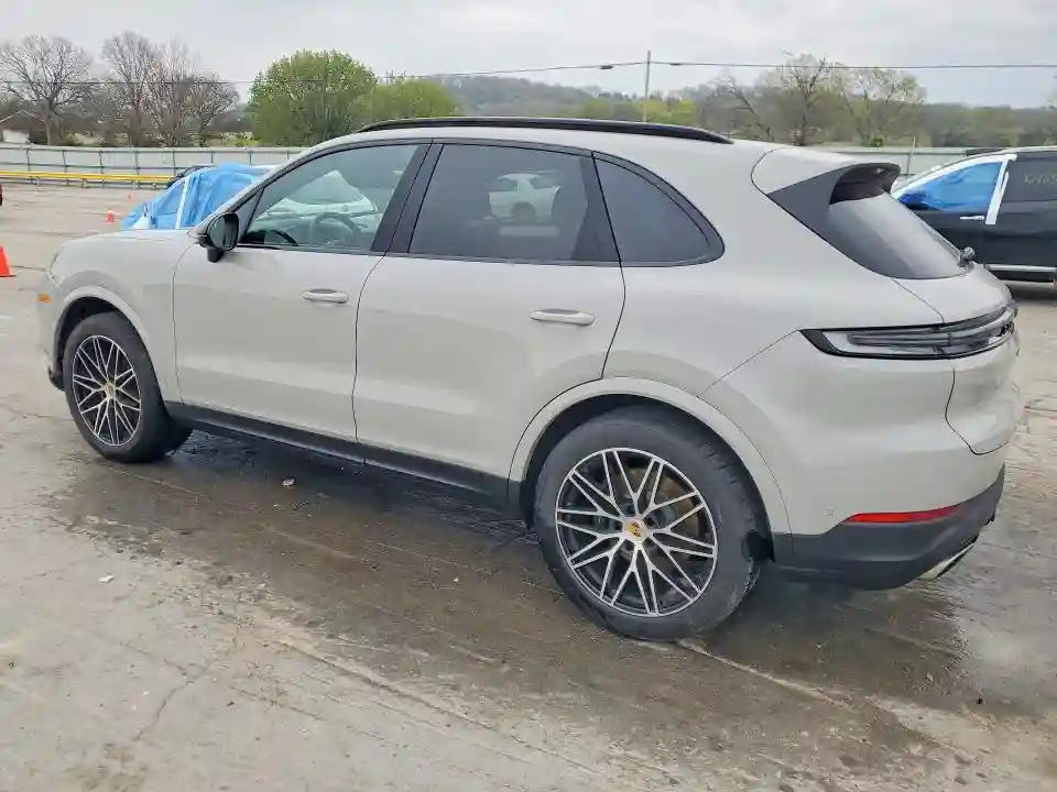 WP1AA2AY4RDA08771 2024 PORSCHE CAYENNE-1