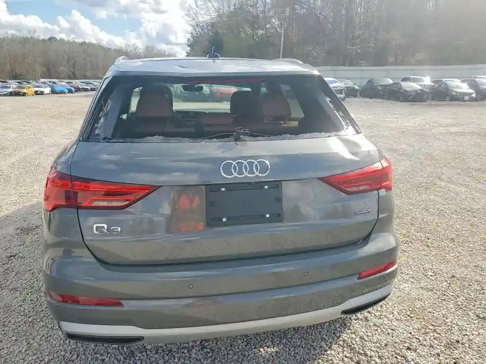 WA1BECF38L1043622 2020 AUDI Q3-5