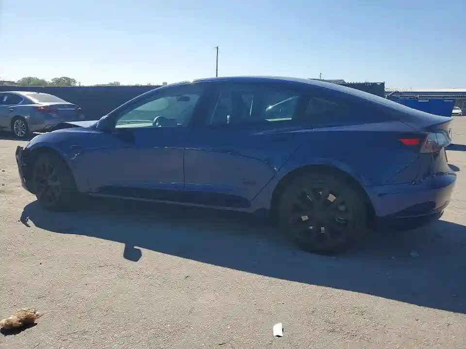 5YJ3E1EA3PF435709 2023 TESLA MODEL 3-1