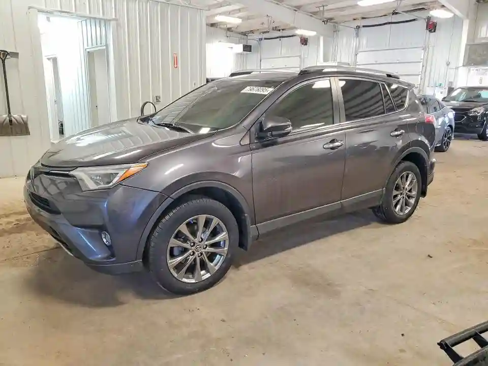 JTMDFREV3JJ258100 2018 TOYOTA RAV4-0
