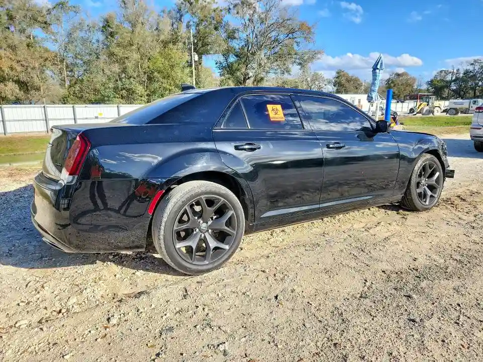 2C3CCAAG5NH134273 2022 CHRYSLER 300-2