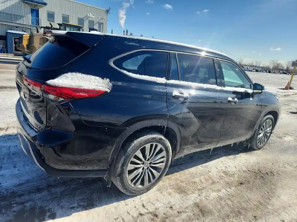 5TDFZRBH2MS106198 2021 TOYOTA HIGHLANDER-2