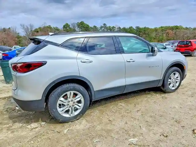 3GNKBHR43NS173848 2022 CHEVROLET BLAZER-2