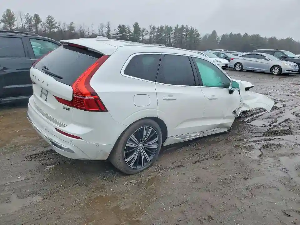 YV4L12RN8P1311598 2023 VOLVO XC60-2