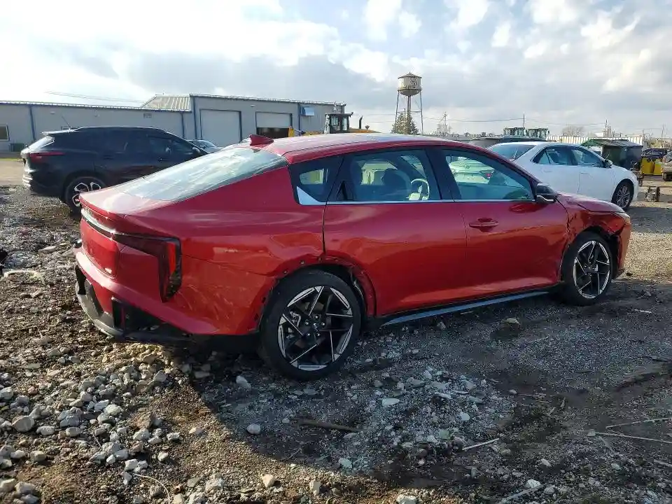 3KPFW4DE8SE240154 2025 KIA K4-2