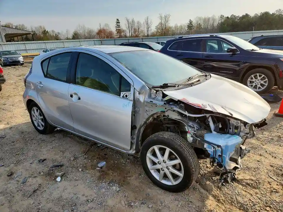JTDKDTB36F1089369 2015 TOYOTA PRIUS-3