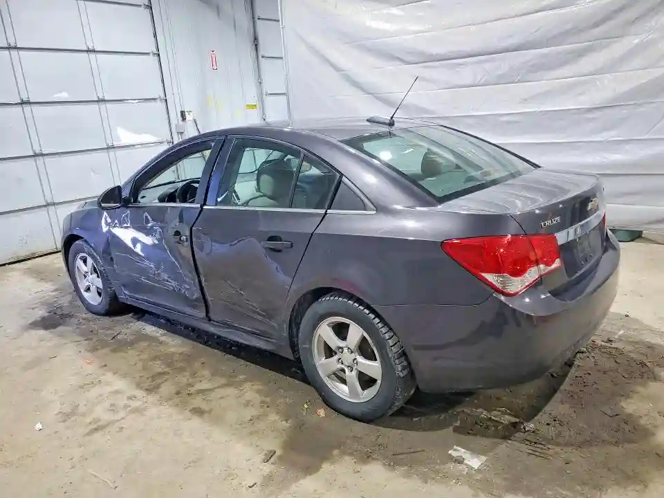 1G1PE5SB7G7176226 2016 CHEVROLET CRUZE-1