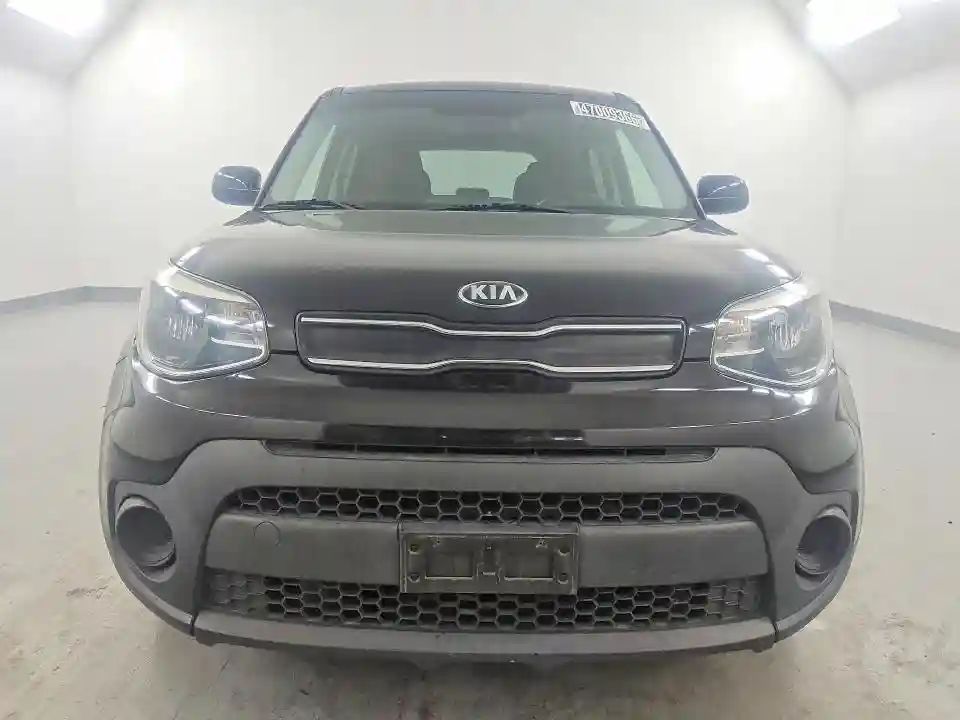 KNDJN2A2XH7460559 2017 KIA SOUL-4