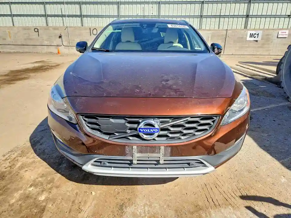 YV440MWK1J2049003 2018 VOLVO V60-4