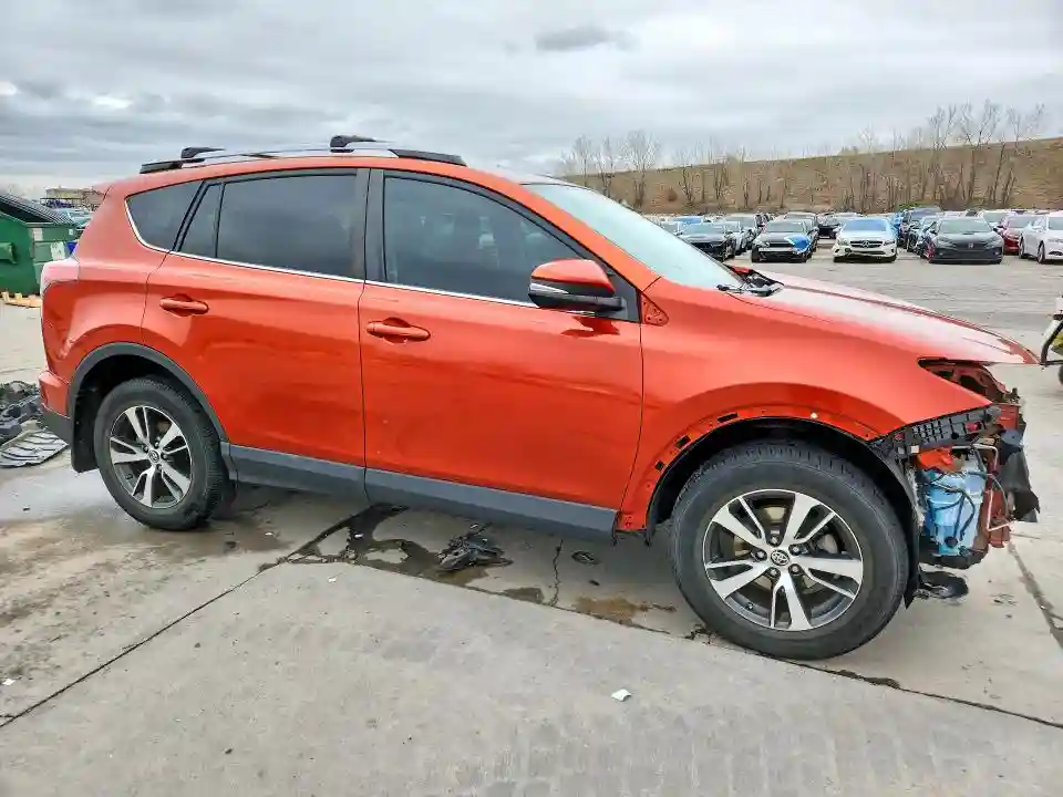 2T3RFREV2GW450642 2016 TOYOTA RAV4-3