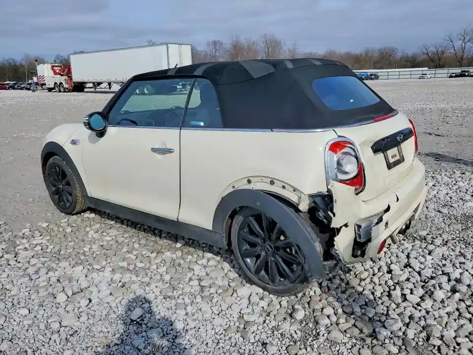 WMWWG9C50J3C82478 2018 MINI COOPER-1