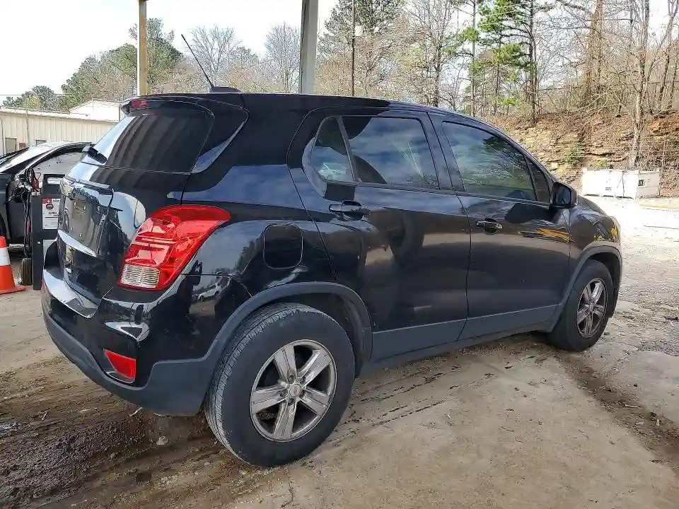 KL7CJKSB3LB076760 2020 CHEVROLET TRAX-2