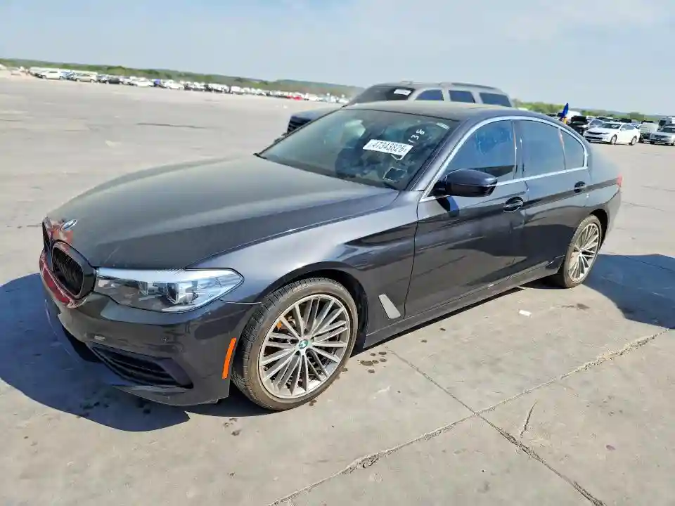 WBAJR3C0XLCE49535 2020 BMW 5 SERIES-0