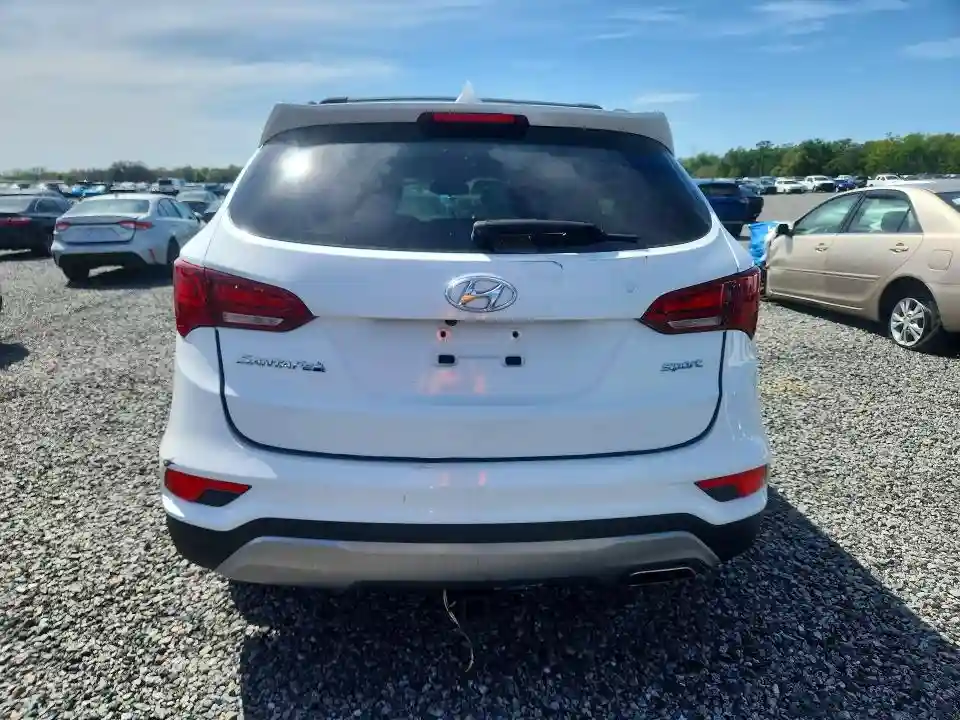 5NMZU3LB6JH068766 2018 HYUNDAI SANTA FE-5