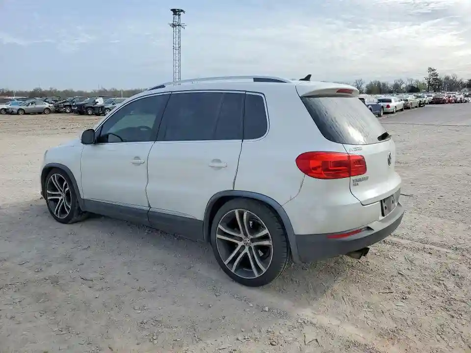 WVGVV7AX5HK019991 2017 VOLKSWAGEN TIGUAN-1