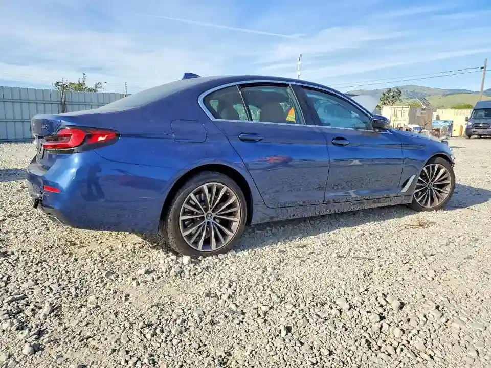WBA53BH04PWY20504 2023 BMW 5 SERIES-2