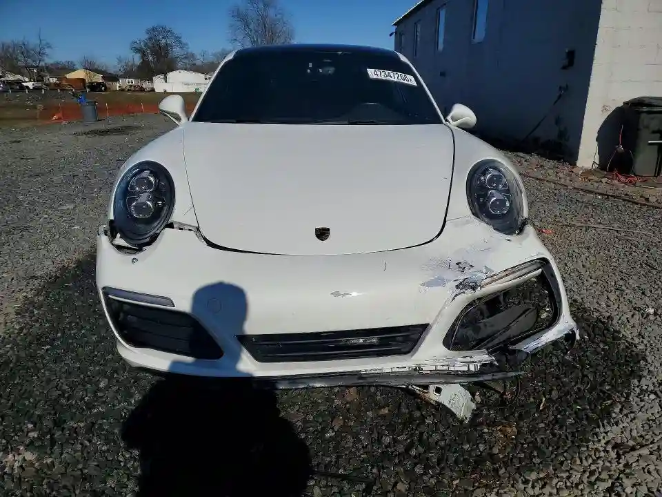WP0AB2A95HS123655 2017 PORSCHE 911-4