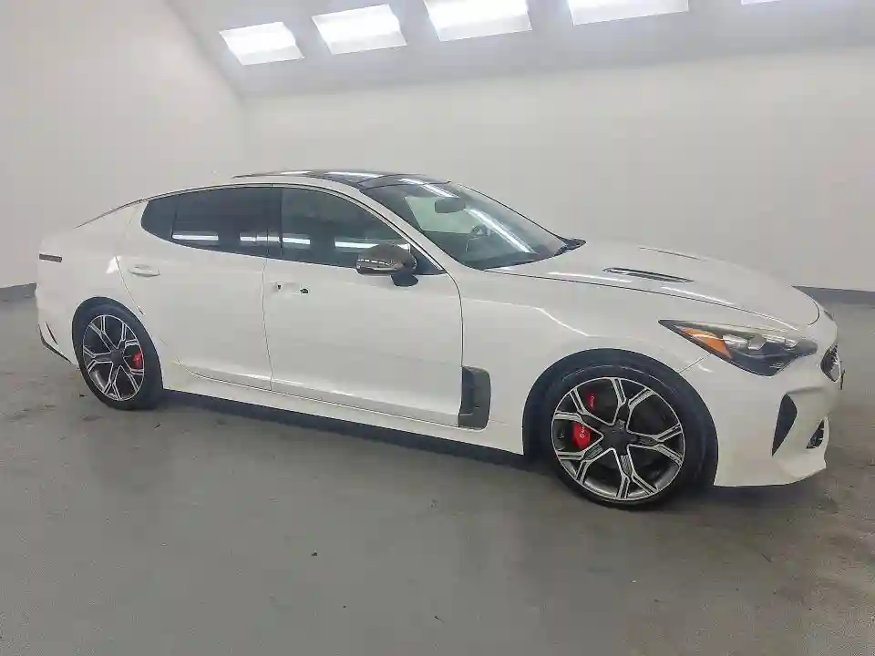 KNAE55LC9J6035528 2018 KIA STINGER-3