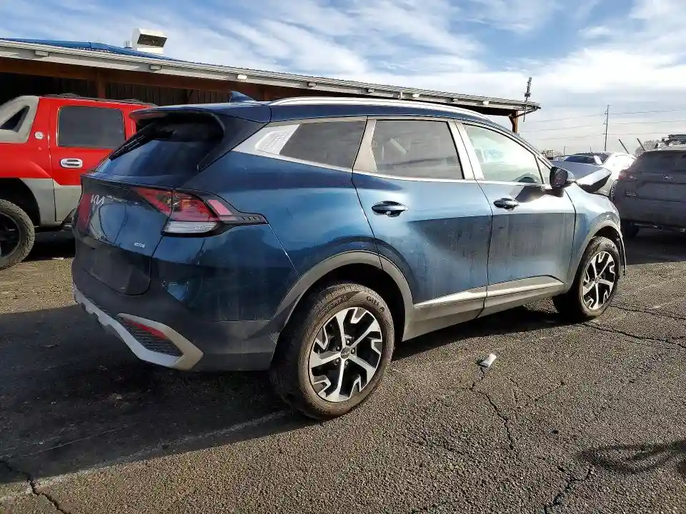 KNDPVCAGXP7050984 2023 KIA SPORTAGE H-2