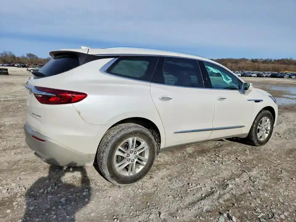 5GAERBKW4JJ131518 2018 BUICK ENCLAVE-2