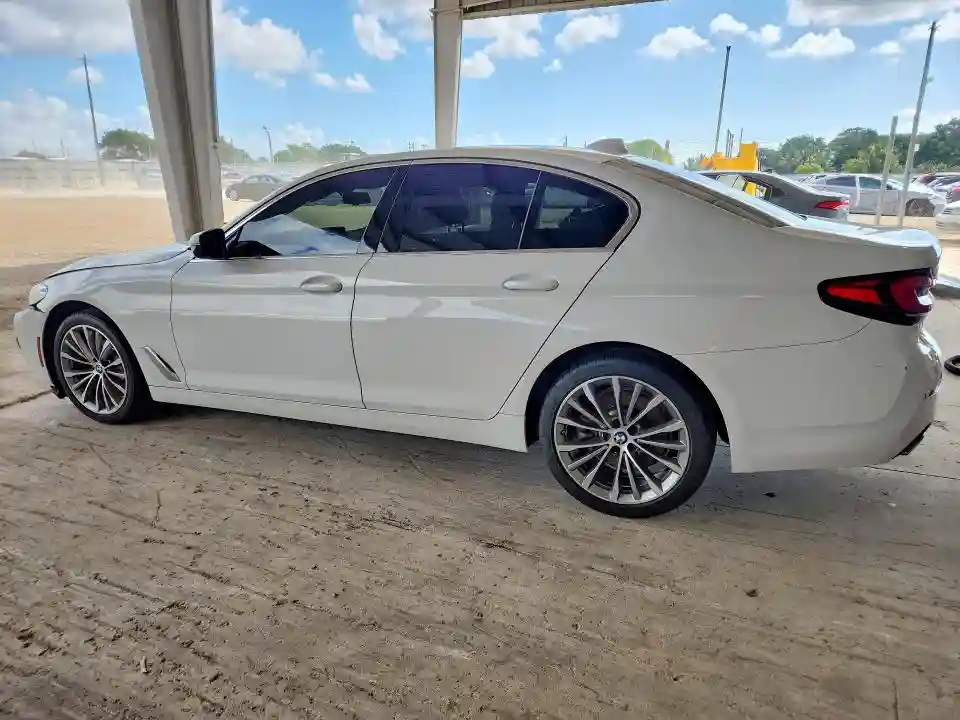 WBA53BH07PCM01550 2023 BMW 5 SERIES-1
