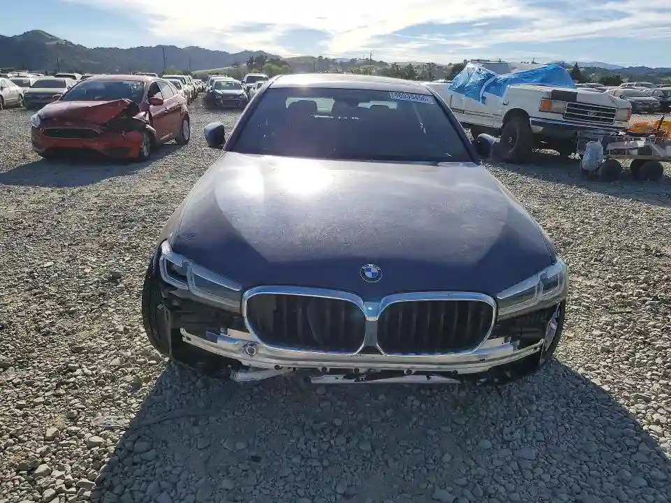 WBA53BH04PWY20504 2023 BMW 5 SERIES-4