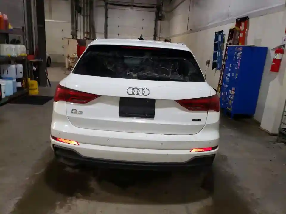 WA1DECF30P1058324 2023 AUDI Q3-5