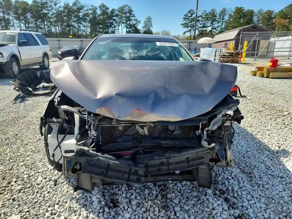 4T1BF1FK8HU268784 2017 TOYOTA CAMRY-4