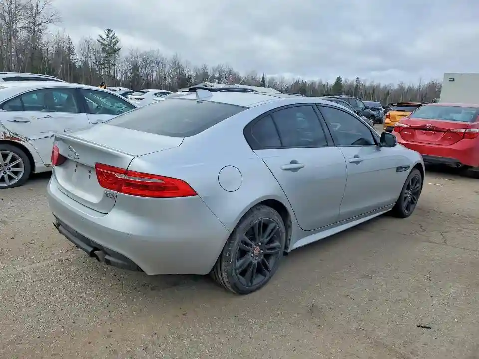 SAJAL4FX8JCP36631 2018 JAGUAR XE R-SPORT-2