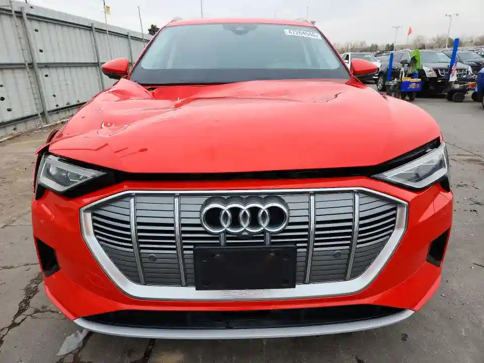WA1LAAGEXKB014491 2019 AUDI E-TRON-4