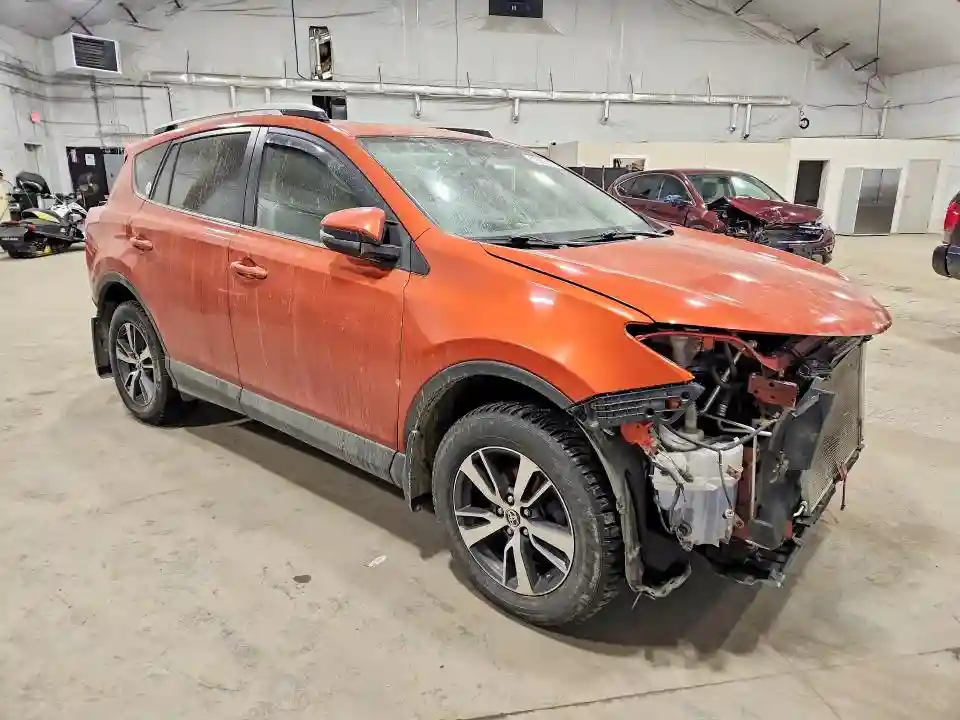 JTMRFREV9GJ097699 2016 TOYOTA RAV4-3