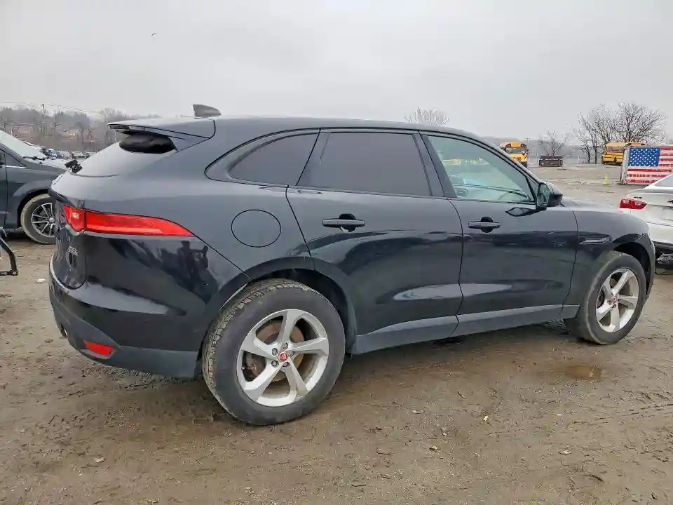 SADCJ2FXXLA645333 2020 JAGUAR F-PACE-2