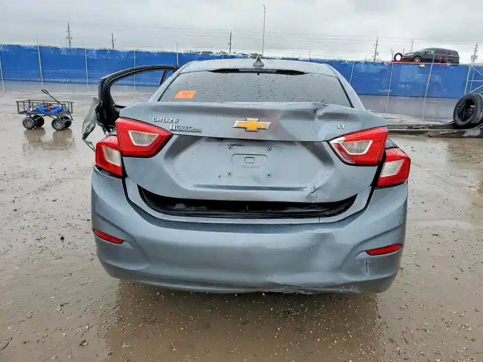 1G1BE5SM9J7246490 2018 CHEVROLET CRUZE-5