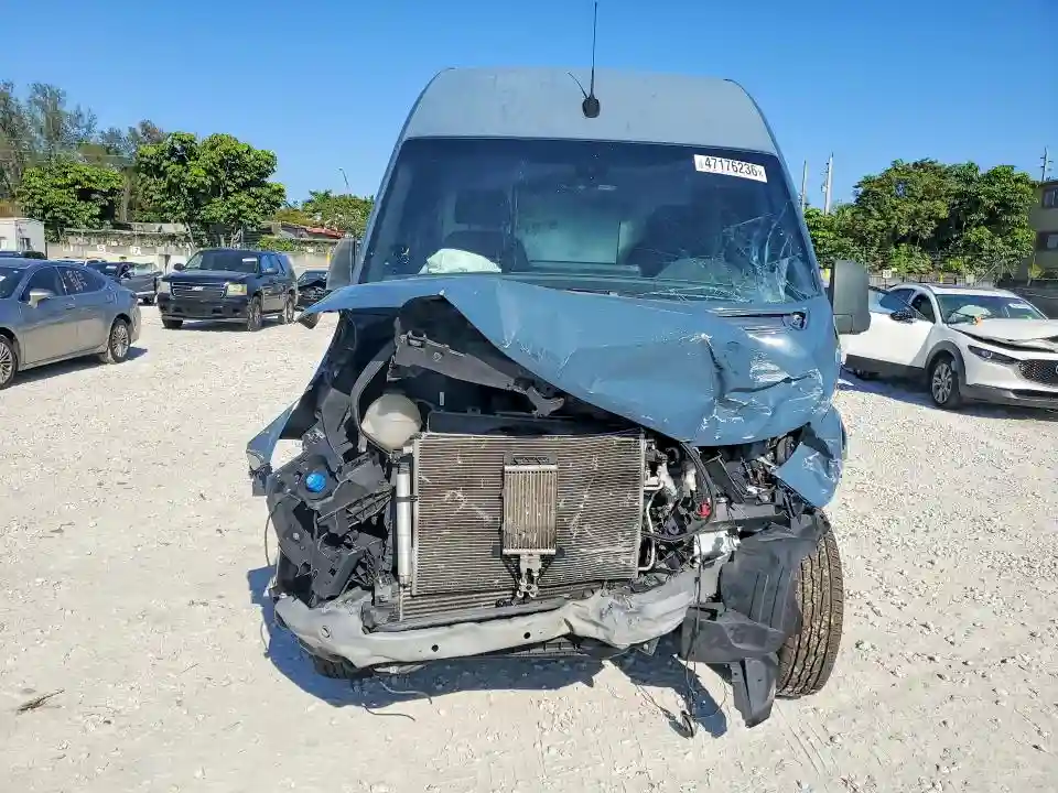 WD4PF0CD5KT003981 2019 MERCEDES-BENZ SPRINTER-4