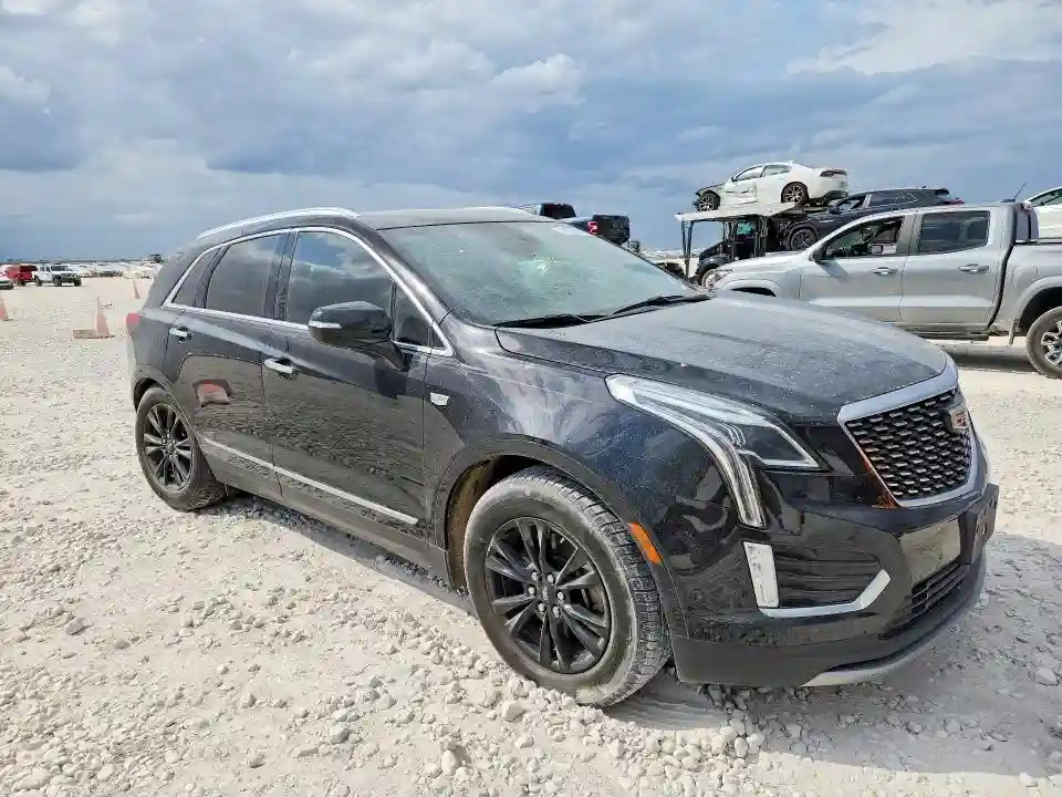 1GYKNCRS9LZ118042 2020 CADILLAC XT5-3
