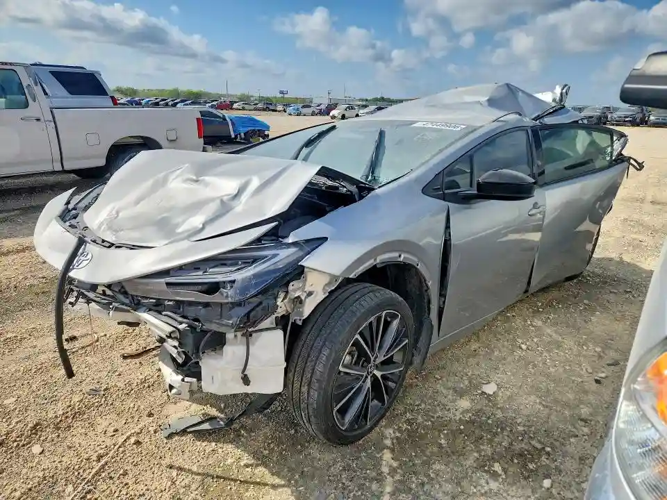 JTDACAAU6R3031946 2024 TOYOTA PRIUS-0
