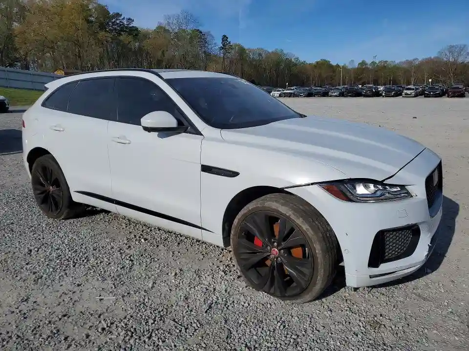 SADCM2FV0LA616977 2020 JAGUAR F-PACE-3