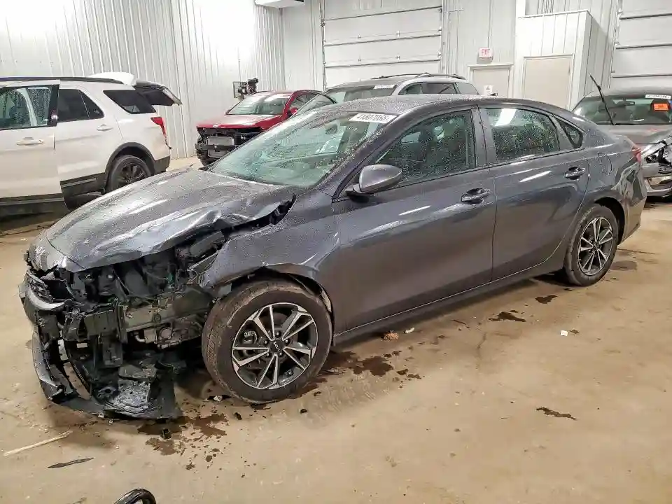 3KPF24AD6RE768339 2024 KIA FORTE-0