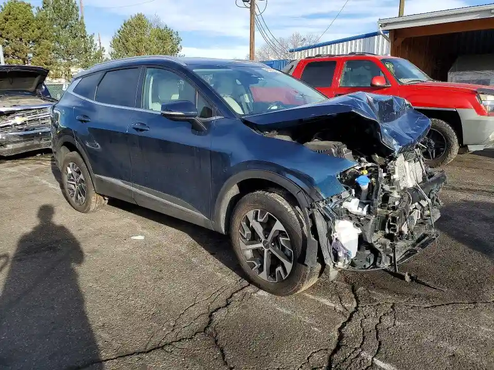 KNDPVCAGXP7050984 2023 KIA SPORTAGE H-3