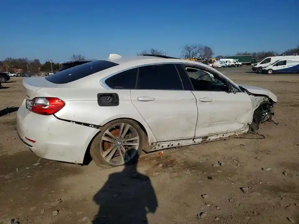 WBA4C9C56GG136250 2016 BMW 4 SERIES-2