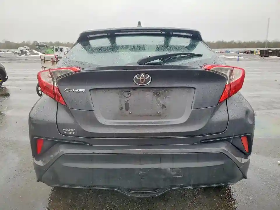 NMTKHMBX2KR099440 2019 TOYOTA C-HR-5